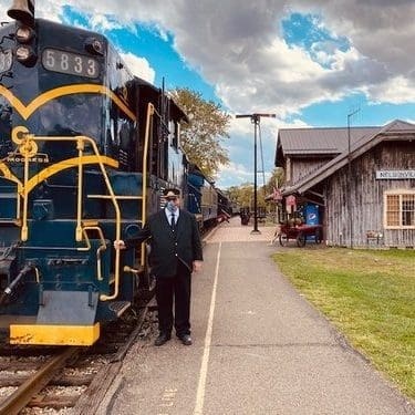Nelsonville Train Rides